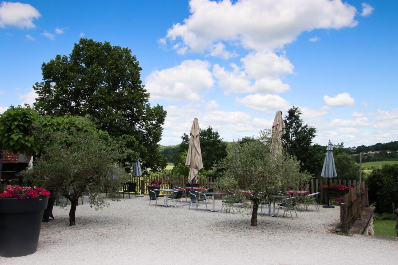 מרטל Auberge Des 7 Tours מראה חיצוני תמונה