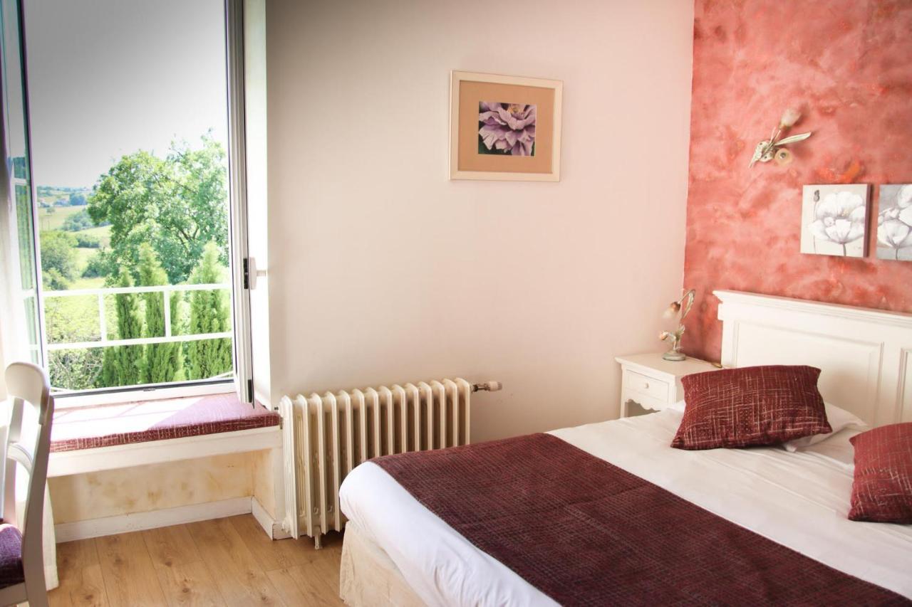 מרטל Auberge Des 7 Tours מראה חיצוני תמונה